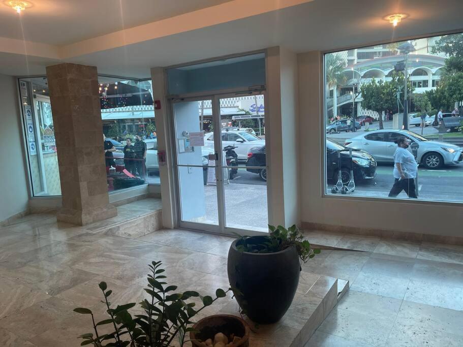 Alanis Condado / 1 Minute Walking Apartment San Juan