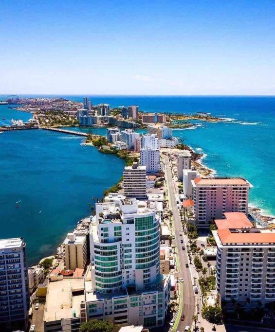 Alanis Condado / 1 Minute Walking Apartment